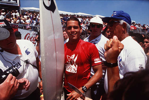 kelly-slater-surfing-legend-si-vault-gary-smith-wsl-champion-630-5.jpg